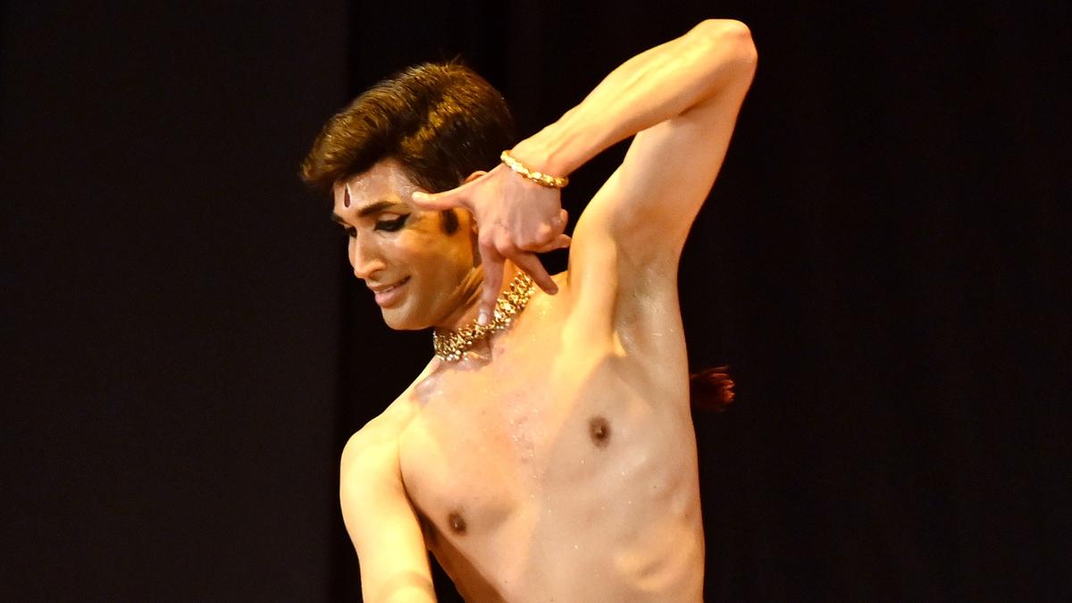 Avijit Das’s recital showcased the theatrical grandeur of Kuchipudi